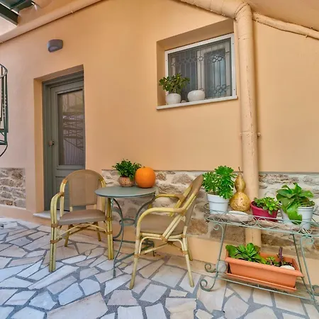 شقة ανακαινισμένη κατοικία 50 μέτρα από το λιμάνι